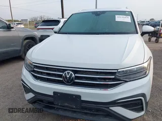 2022 Volkswagen Tiguan SE с VIN 3VV2B7AX7NM085058, выставлен на аукционе IAAI как лот 42135479 с пробегом 45 636 миль миль и . История ставок и продаж доступна на DreamBid. Изображение 6.