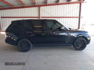 2015 Land Rover Range Rover Autobiography z VIN SALGV3TFXFA237897, wystawiony jako IAAI lot #42149731 z przebiegiem 138 772 mil mil oraz . Historia ofert i sprzedaży dostępna na DreamBid. Obrazek 13.