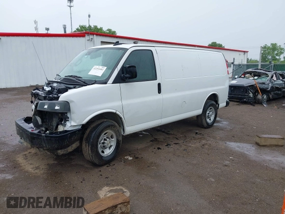 2024 Chevrolet Express Cargo with VIN 1GCWGAFP0R1250412, listed as a IAAI auction lot 42251682 with 9,199 mi miles and . Bid and sale history available at DreamBid. Image 18.