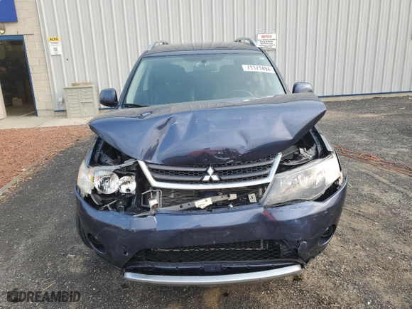 2009 Mitsubishi Outlander XLS with VIN JA4MT41X09Z008727, listed as a Copart auction lot 71171494 with 107,808 mi miles and Non Repairable. Bid and sale history available at carsss.com. Image 5.