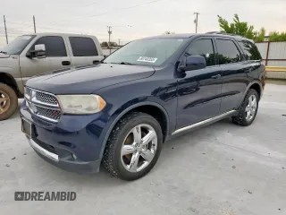 2013 Dodge Durango SXT z VIN 1C4RDHAG4DC685467, wystawiony jako Copart lot #60140355 z przebiegiem 173 752 mil mil oraz Czysty tytuł • Clean title. Historia ofert i sprzedaży dostępna na DreamBid. Obrazek 1.