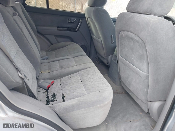 2007 Kia Sorento EX with VIN KNDJC736475664724, listed as a IAAI auction lot 41723879 with 84,952 mi miles. Bid and sale history available at carsss.com. Image 8.