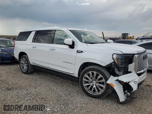 2022 GMC Yukon XL Denali with VIN 1GKS2JKT0NR233416, listed as a Copart auction lot 65953424 with 29,613 mi miles and Salvage Title. Bid and sale history available at carsss.com. Image 4.