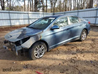 2015 Hyundai Sonata 2.4L SE with VIN 5NPE24AF5FH163846, listed as a Copart auction lot 44414695 with 0 mi miles and Salvage Title. Bid and sale history available at carsss.com. Image 1.