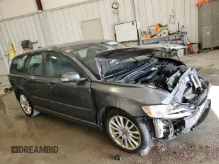 2011 Volvo V50 с VIN YV1672MW3B2602490, выставлен на аукционе Copart как лот 71265114 с пробегом 123 162 миль миль и На запчасти • Non repairable. История ставок и продаж доступна на DreamBid. Изображение 4.