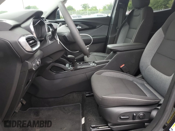 2023 Chevrolet TrailBlazer LT with VIN KL79MRSL9PB189525, listed as a Copart auction lot 66395544 with 17,807 mi miles and Salvage Title. Bid and sale history available at DreamBid. Image 7.