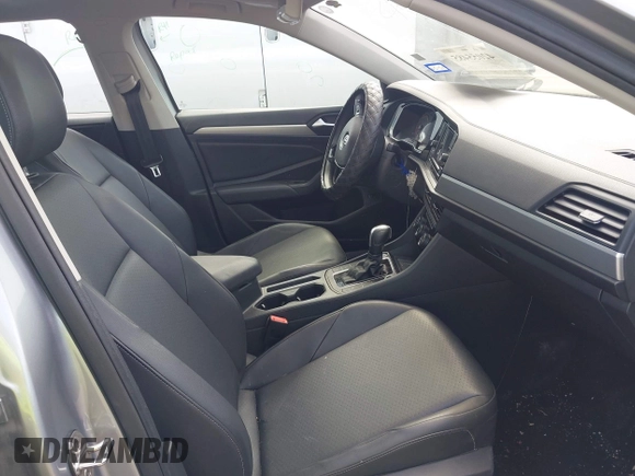 2020 Volkswagen Jetta S z VIN 3VWCB7BU1LM005223, wystawiony jako IAAI lot #42055485 z przebiegiem 48 270 mil mil oraz . Historia ofert i sprzedaży dostępna na DreamBid. Obrazek 5.