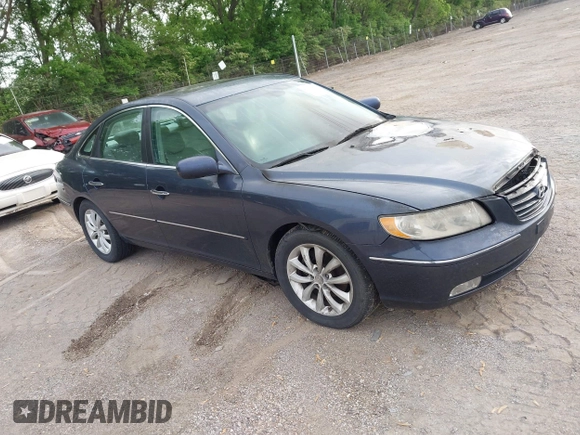 2007 Hyundai Azera SE with VIN KMHFC46F47A195122, listed as a IAAI auction lot 42202807 with 70,694 mi miles and . Bid and sale history available at DreamBid. Image 1.