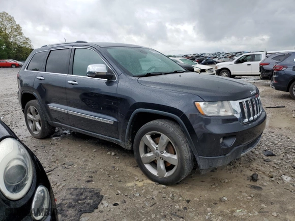 2013 Jeep Grand Cherokee Limited with VIN 1C4RJFBT7DC656425, listed as a Copart auction lot 53804425 with 189,739 mi miles and Clean Title. Bid and sale history available at carsss.com. Image 4.