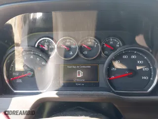 2019 Chevrolet Silverado 1500 LT with VIN 3GCPWCED8KG122694, listed as a IAAI auction lot 41430558 with 92,441 mi miles. Bid and sale history available at carsss.com. Image 7.