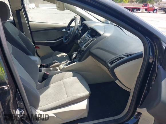 2012 Ford Focus SE with VIN 1FAHP3F24CL471005, listed as a IAAI auction lot 42726292 with 162,750 mi miles and . Bid and sale history available at DreamBid. Image 5.
