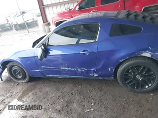 2013 Ford Mustang V6 with VIN 1ZVBP8AM2D5262273, listed as a IAAI auction lot 42411691 with 163,552 mi miles and . Bid and sale history available at DreamBid. Image 15.
