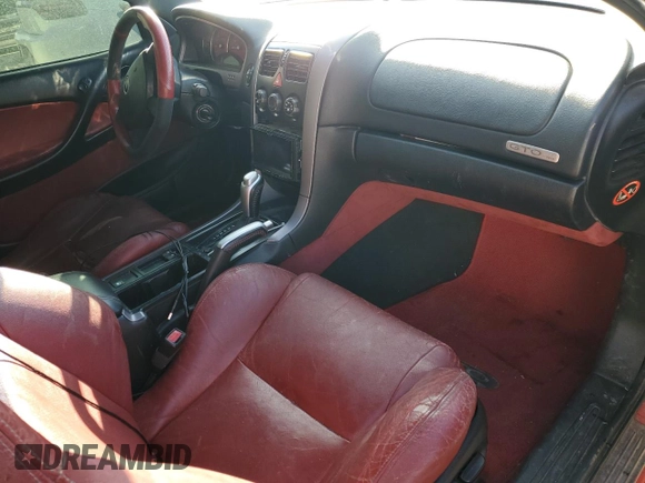 2006 Pontiac GTO z VIN 6G2VX12U26L541430, wystawiony jako Copart lot #89139855 z przebiegiem 90 918 mil mil oraz Szkoda całkowita • Salvage title. Historia ofert i sprzedaży dostępna na DreamBid. Obrazek 8.