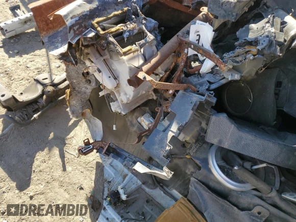 2018 Toyota 86 z VIN JF1ZNAA10J8700700, wystawiony jako Copart lot #85769944 z przebiegiem Nie podano mil oraz Nie do naprawy • Non repairable. Historia ofert i sprzedaży dostępna na DreamBid. Obrazek 9.