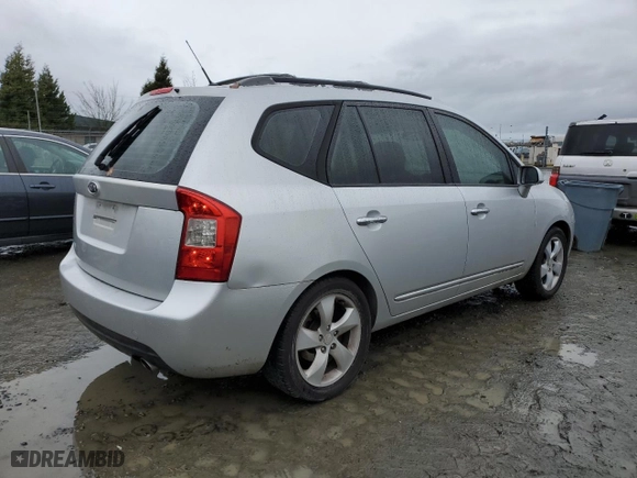 2007 Kia Rondo EX with VIN KNAFG526777097684, listed as a Copart auction lot 86523364 with 198,196 mi miles and Clean Title. Bid and sale history available at carsss.com. Image 3.