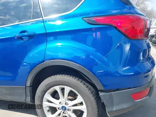 2019 Ford Escape SE with VIN 1FMCU0GD4KUB77720, listed as a IAAI auction lot 41681062 with 94,280 mi miles. Bid and sale history available at carsss.com. Image 20.
