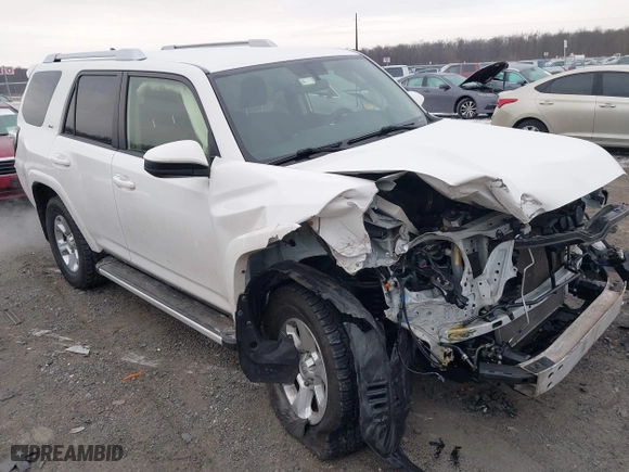 2017 Toyota 4Runner SR5 with VIN JTEBU5JR0H5451303, listed as a IAAI auction lot 41351962 with 68,872 mi miles. Bid and sale history available at carsss.com. Image 1.