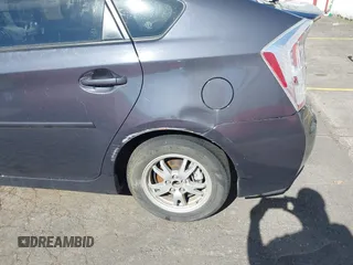 2010 Toyota Prius II with VIN JTDKN3DU5A0163687, listed as a IAAI auction lot 42208174 with 200,328 mi miles and . Bid and sale history available at DreamBid. Image 6.