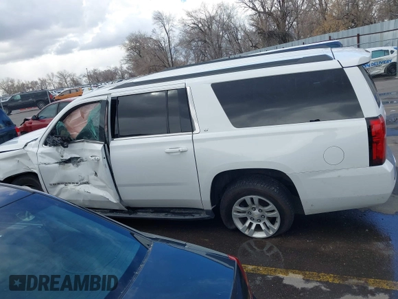 2018 Chevrolet Suburban LT with VIN 1GNSKHKC1JR286440, listed as a IAAI auction lot 41820103 with 1 mi miles. Bid and sale history available at carsss.com. Image 13.