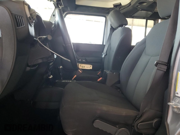 2016 Jeep Wrangler Unlimited Sport с VIN 1C4BJWDG5GL329916, выставлен на аукционе Copart как лот 55141825 с пробегом 54 074 миль миль и Списание • Salvage title. История ставок и продаж доступна на DreamBid. Изображение 7.