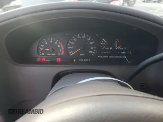 2000 Mercury Villager z VIN 4M2XV14T0YDJ07610, wystawiony jako Copart lot #79814194 z przebiegiem 132 833 mil mil oraz Szkody całkowita. Historia ofert i sprzedaży dostępna na DreamBid. Obrazek 9.