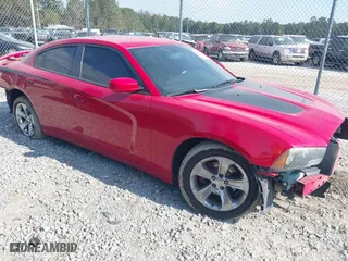 2013 Dodge Charger SXT Plus with VIN 2C3CDXHG8DH525485, listed as a IAAI auction lot 40965273 with 93,406 mi miles. Bid and sale history available at carsss.com. Image 1.