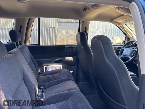 2002 Dodge Durango z VIN 1B4HR48N52F109342, wystawiony jako Copart lot #57185665 z przebiegiem 241 245 mil mil oraz Czysty tytuł • Clean title. Historia ofert i sprzedaży dostępna na DreamBid. Obrazek 6.