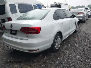 2015 Volkswagen Jetta SE с VIN 3VWD17AJ2FM309891, выставлен на аукционе IAAI как лот 42657281 с пробегом 134 046 миль миль и . История ставок и продаж доступна на DreamBid. Изображение 4.