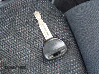 1999 Mitsubishi 3000GT z VIN JA3AM44H8XY003108, wystawiony jako IAAI lot #42374035 z przebiegiem 177 637 mil mil oraz . Historia ofert i sprzedaży dostępna na DreamBid. Obrazek 11.