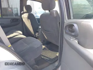 2004 Chevrolet TrailBlazer LT with VIN 1GNDS13S942259389, listed as a IAAI auction lot 42181584 with 37,612 mi miles and . Bid and sale history available at DreamBid. Image 8.