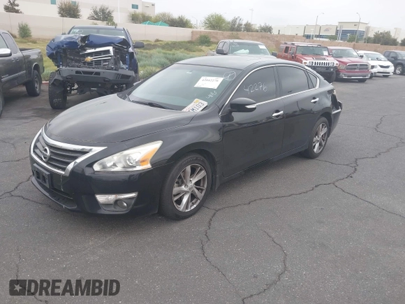 2015 Nissan Altima SV z VIN 1N4AL3AP6FC277466, wystawiony jako IAAI lot #42042276 z przebiegiem 118 806 mil mil oraz . Historia ofert i sprzedaży dostępna na DreamBid. Obrazek 2.