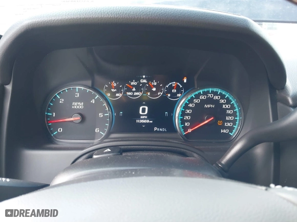 2018 GMC Yukon XL Denali with VIN 1GKS2HKJ0JR361463, listed as a IAAI auction lot 41713458 with 113,569 mi miles. Bid and sale history available at carsss.com. Image 7.