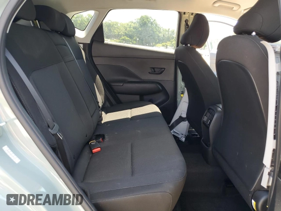 2024 Hyundai Kona SEL with VIN KM8HB3AB6RU062972, listed as a Copart auction lot 59031604 with 9,840 mi miles and Salvage Title. Bid and sale history available at DreamBid. Image 11.
