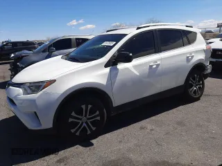 2018 Toyota RAV4 LE с VIN JTMBFREV1JJ736523, выставлен на аукционе Copart как лот 51472925 с пробегом 102 576 миль миль и Списание • Salvage title. История ставок и продаж доступна на DreamBid. Изображение 1.