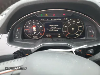 2017 Audi Q7 Premium Plus with VIN WA1LAAF72HD009222, listed as a Copart auction lot 55441265 with 98,482 mi miles and Clean Title. Bid and sale history available at DreamBid. Image 9.