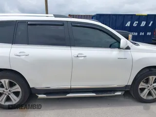 2011 Toyota Highlander Limited with VIN 5TDYK3EH6BS048213, listed as a IAAI auction lot 42454713 with 228,094 mi miles and . Bid and sale history available at DreamBid. Image 13.