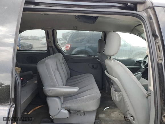 2006 Chrysler Town & Country SWB with VIN 1A4GP45R96B692209, listed as a Copart auction lot 67689704 with NaN miles and Salvage Title. Bid and sale history available at carsss.com. Image 11.