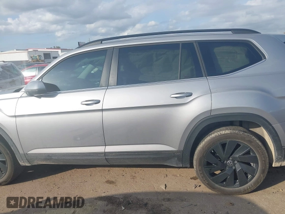 2024 Volkswagen Atlas SE с VIN 1V2WR2CA5RC523976, выставлен на аукционе IAAI как лот 41092917 с пробегом 28 065 миль миль и . История ставок и продаж доступна на DreamBid. Изображение 14.
