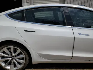 2019 Tesla Model 3 Mid Range with VIN 5YJ3E1EA3KF509087, listed as a Copart auction lot 46364865 with Not Provided miles and Salvage Title. Bid and sale history available at DreamBid. Image 11.