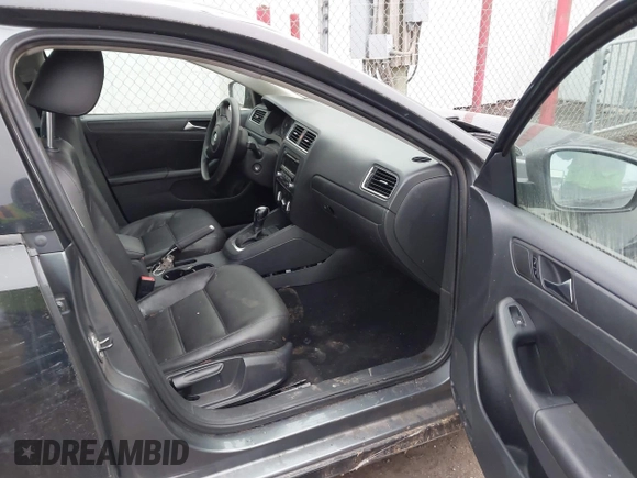 2012 Volkswagen Jetta SE с VIN 3VWDP7AJ9CM332014, выставлен на аукционе IAAI как лот 41527054 с пробегом 153 030 миль миль и . История ставок и продаж доступна на DreamBid. Изображение 5.
