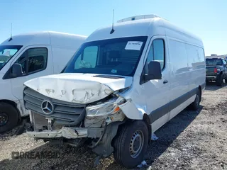 2022 Mercedes-Benz Sprinter Cargo with VIN W1Y4ECHY5NT081741, listed as a IAAI auction lot 41705096 with 70,294 mi miles. Bid and sale history available at carsss.com. Image 17.