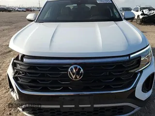 2024 Volkswagen Atlas SE с VIN 1V2JE2CA2RC248346, выставлен на аукционе Copart как лот 59822925 с пробегом 15 191 миль миль и Списание • Salvage title. История ставок и продаж доступна на DreamBid. Изображение 13.