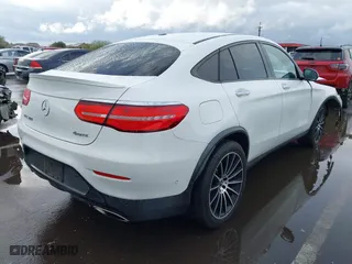 2019 Mercedes-Benz GLC with VIN WDC0J4KB8KF661904, listed as a IAAI auction lot 41750888 with 52,707 mi miles. Bid and sale history available at carsss.com. Image 4.
