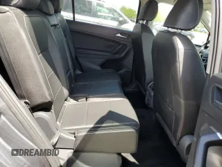 2021 Volkswagen Tiguan SE z VIN 3VV3B7AX7MM118689, wystawiony jako Copart lot #53640205 z przebiegiem 68 737 mil mil oraz Szkody całkowita. Historia ofert i sprzedaży dostępna na DreamBid. Obrazek 11.