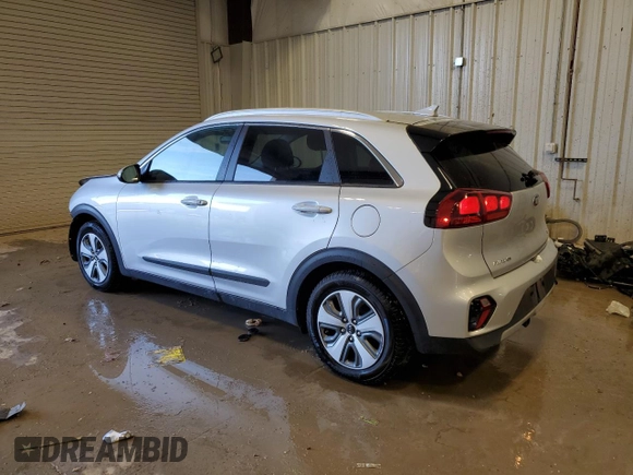 2021 Kia Niro LX with VIN KNDCB3LC7M5488449, listed as a Copart auction lot 46904525 with 93,796 mi miles and Salvage Title. Bid and sale history available at carsss.com. Image 2.