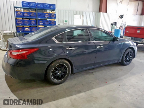2017 Nissan Altima SV z VIN 1N4AL3AP4HC489334, wystawiony jako Copart lot #58584115 z przebiegiem 117 358 mil mil oraz Szkoda całkowita • Salvage title. Historia ofert i sprzedaży dostępna na DreamBid. Obrazek 3.