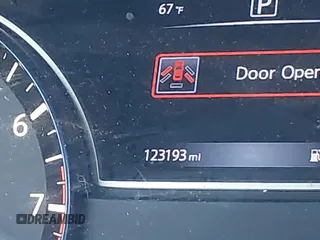 2016 Nissan Altima SL z VIN 1N4BL3APXGC281512, wystawiony jako IAAI lot #41245604 z przebiegiem 123 193 mil mil oraz . Historia ofert i sprzedaży dostępna na DreamBid. Obrazek 15.
