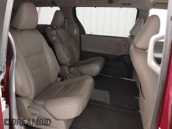 2015 Toyota Sienna XLE с VIN 5TDYK3DC5FS588258, выставлен на аукционе IAAI как лот 41089108 с пробегом 124 777 миль миль и . История ставок и продаж доступна на DreamBid. Изображение 8.