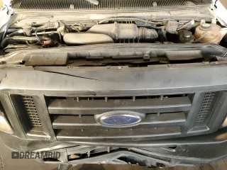 2008 Ford Econoline Cargo Commercial z VIN 1FTSE34L78DA38670, wystawiony jako Copart lot #86403624 z przebiegiem 245 587 mil mil oraz Szkoda całkowita • Salvage title. Historia ofert i sprzedaży dostępna na DreamBid. Obrazek 11.