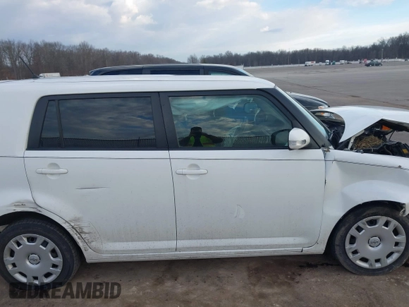 2015 Scion xB with VIN JTLZE4FEXFJ073127, listed as a IAAI auction lot 41649925 with 1 mi miles. Bid and sale history available at carsss.com. Image 12.